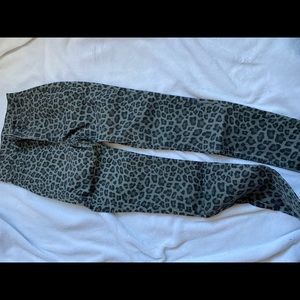 H&M high waist leopard print jeans